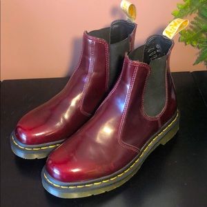 Doc Martins Chelsea Boot